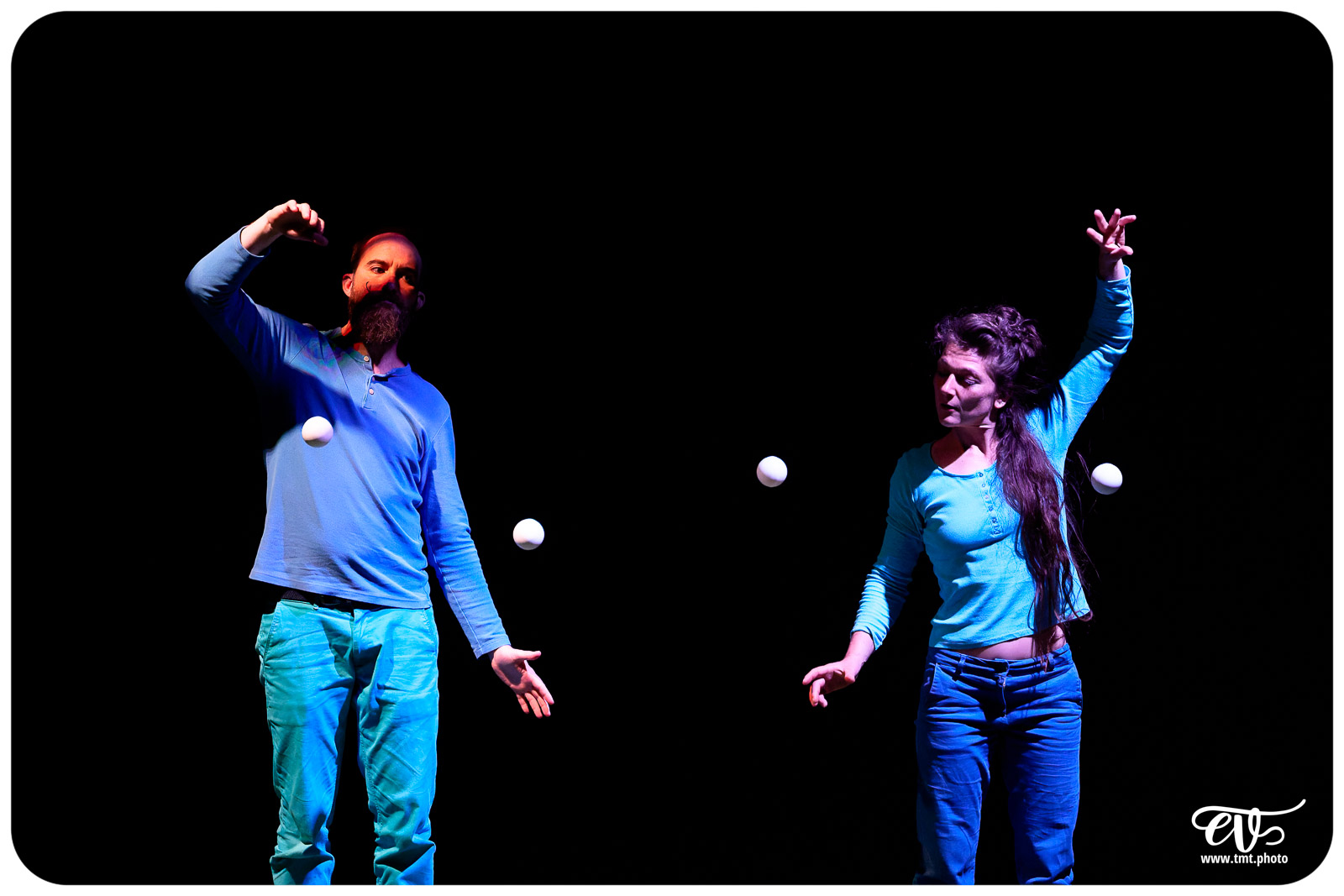 LE VERTIGE DE L'ENVERS (CIE L'ENVOLÉE CIRQUE)